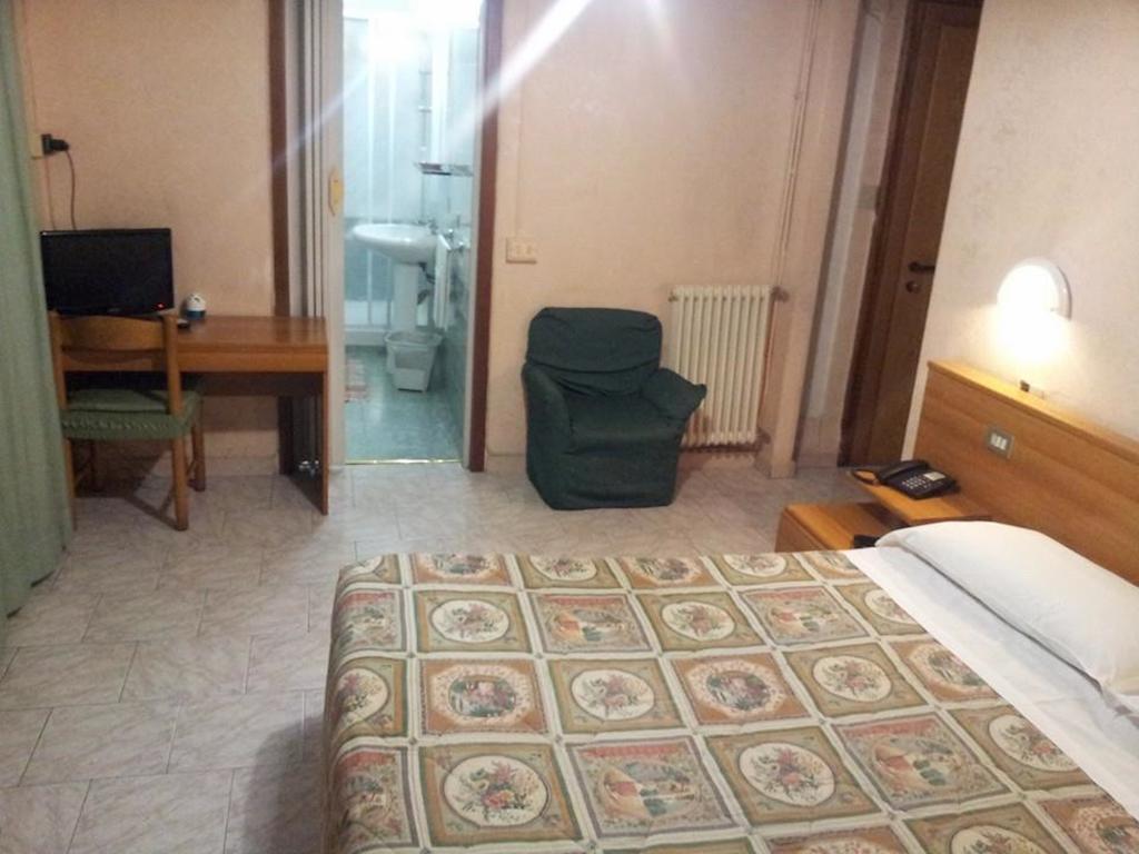 Hotel Acapulco Milan Luaran gambar